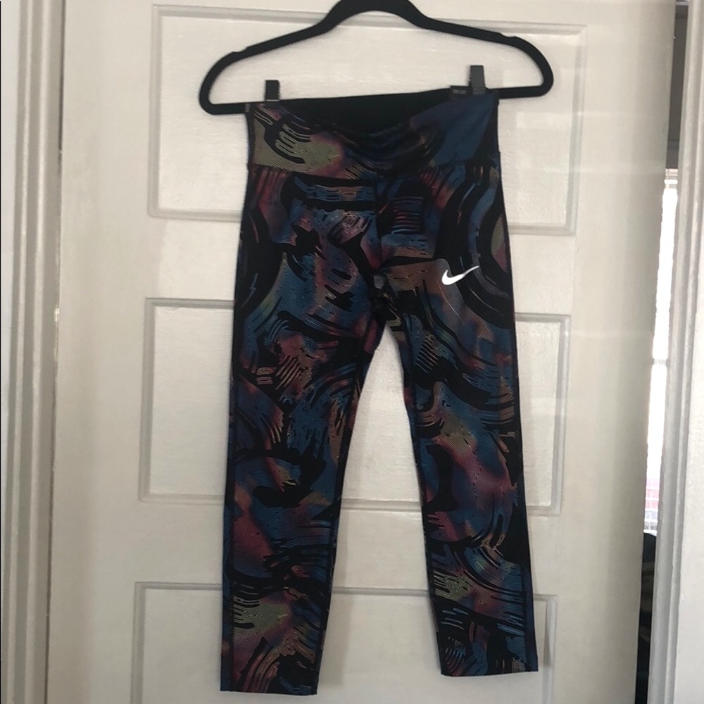 The Nike Essential Tight Fit Leggings